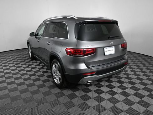 Used 2022 Mercedes-Benz GLB 250 4MATIC image 4