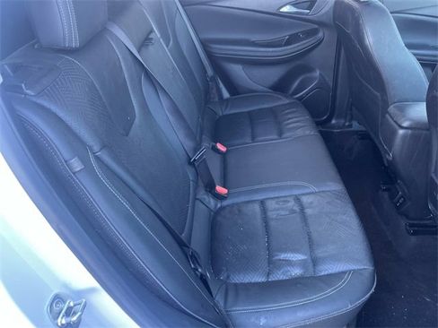 Used 2021 Buick Encore GX Essence w/ Experience Buick Package image 23