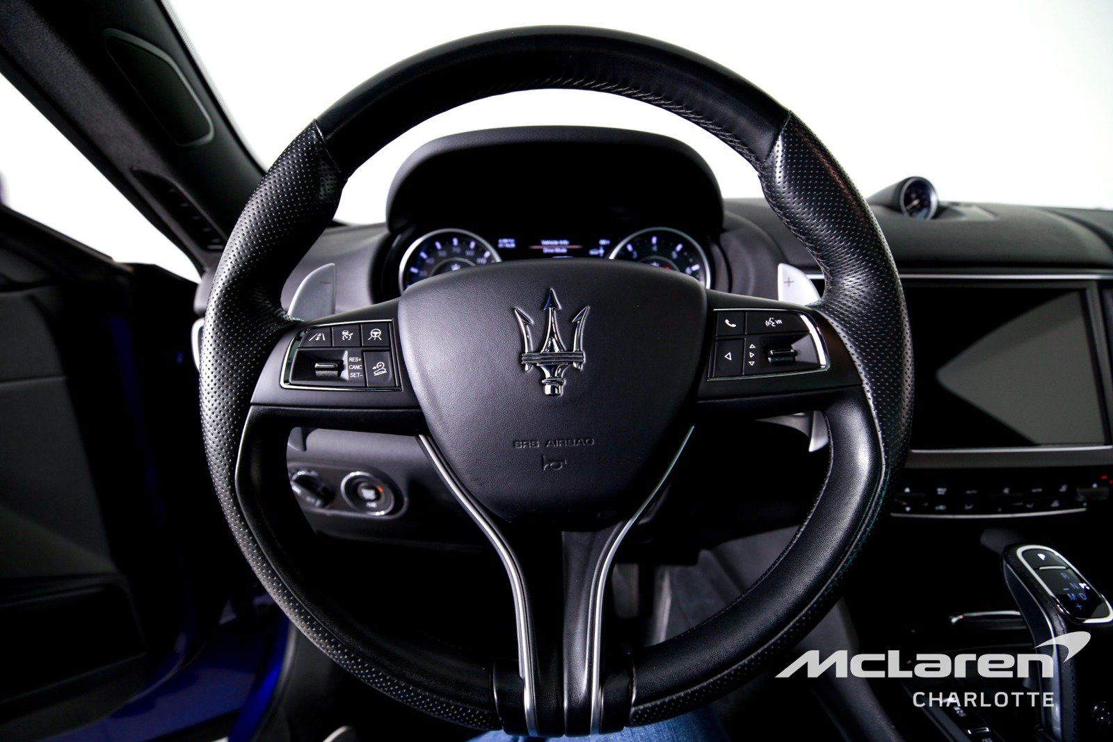 Used 2023 Maserati Levante Modena AWD/4WD image 13