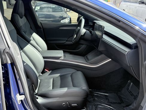 Used 2024 Tesla Model S AWD/4WD image 42