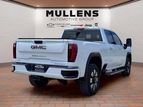 Used 2024 GMC Sierra 2500 Denali w/ Denali Reserve Package AWD/4WD image 5