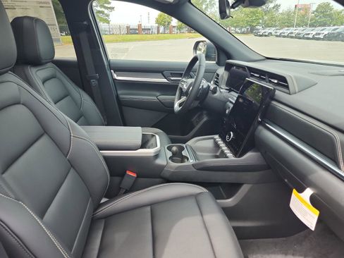 New 2026 GMC Terrain Elevation FWD image 6