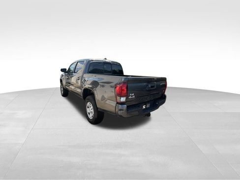 Used 2023 Toyota Tacoma SR AWD/4WD image 4