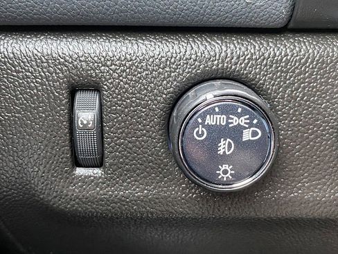 Used 2022 Chevrolet Colorado Z71 image 49