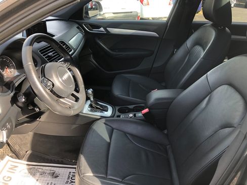 Used 2018 Audi Q3 2.0T Premium Plus AWD/4WD image 9