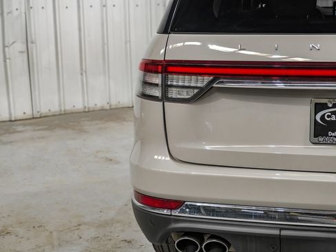 Used 2022 Lincoln Aviator Reserve w/ Equipment Group 201A AWD/4WD image 52
