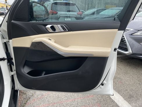 Used 2020 BMW X5 sDrive40i w/ Premium Package image 26