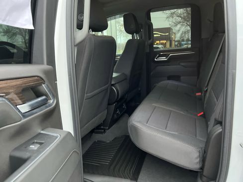 Used 2024 Chevrolet Silverado 2500 LT AWD/4WD image 35