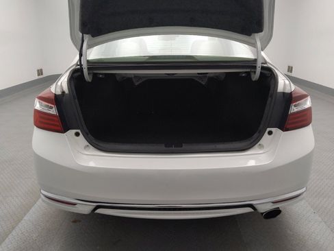 Used 2017 Honda Accord EX-L image 29