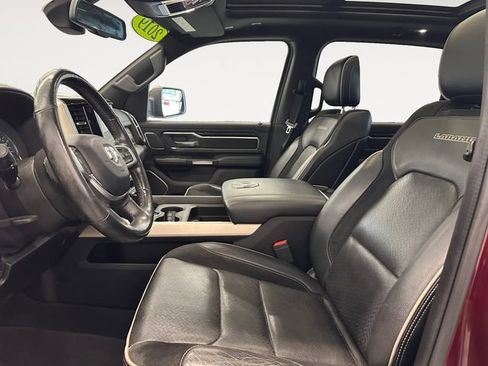 Used 2019 RAM 1500 Laramie AWD/4WD image 9
