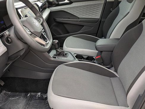 Used 2022 Volkswagen Taos S image 15