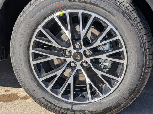 New 2026 Ford Escape PHEV image 9