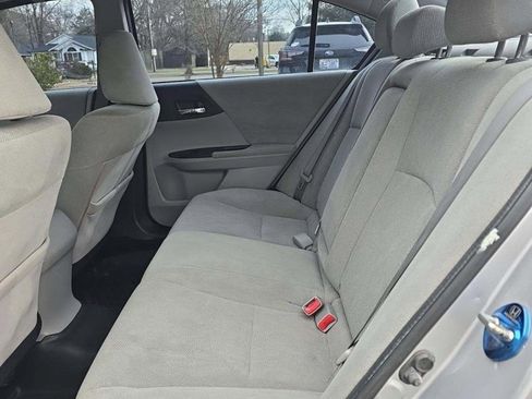 Used 2013 Honda Accord LX image 9