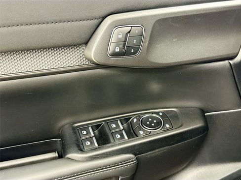 New 2025 Ford Ranger Raptor image 17