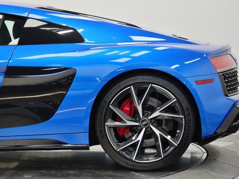 Used 2022 Audi R8 V10 RWD image 48