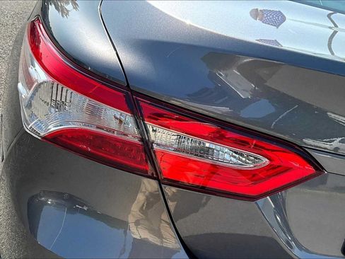 Used 2019 Toyota Camry LE FWD image 26