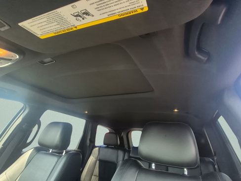 Used 2017 Jeep Grand Cherokee Altitude AWD/4WD image 20