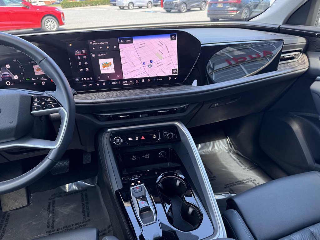 Certified 2025 Audi Q5 Premium Plus w/ Premium Plus AWD/4WD image 28
