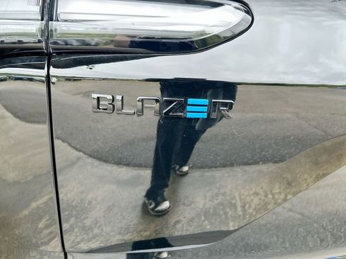 New 2026 Chevrolet Blazer EV SS w/ Performance Package AWD/4WD image 31