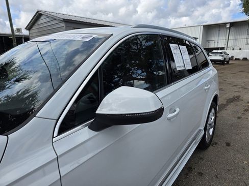 Used 2023 Audi Q7 2.0T Premium image 11