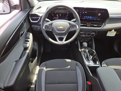 New 2026 Chevrolet TrailBlazer LT w/ Convenience Package AWD/4WD image 28