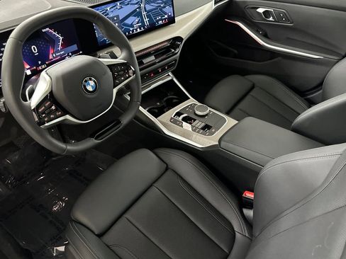 Used 2025 BMW 330i Sedan image 11
