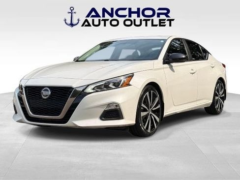 Used 2019 Nissan Altima 2.5 SR w/ SR Premium Package FWD image 4