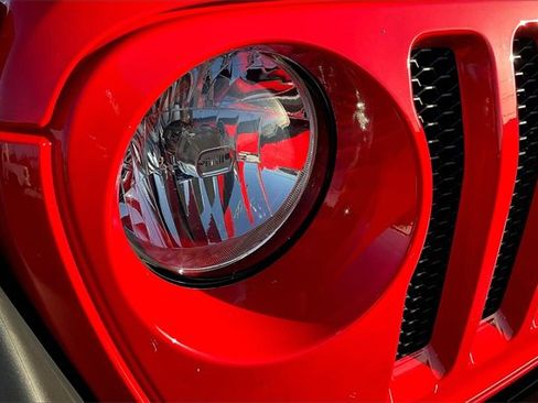 Used 2018 Jeep Wrangler Sport S image 28