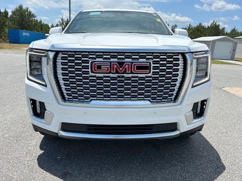 Used 2024 GMC Yukon XL Denali w/ Advanced Technology Package RWD image 33