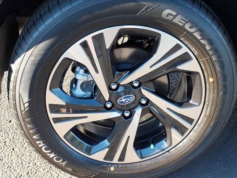 Certified 2025 Subaru Crosstrek 2.0i Premium image 10