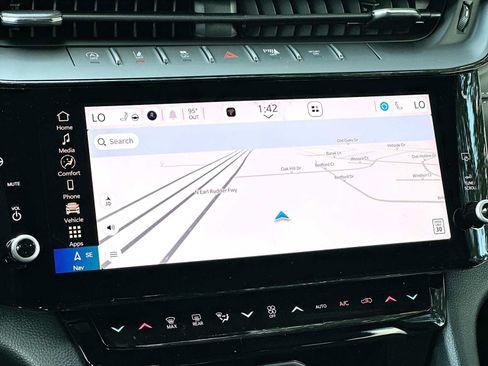 New 2026 Jeep Grand Cherokee Altitude RWD image 20