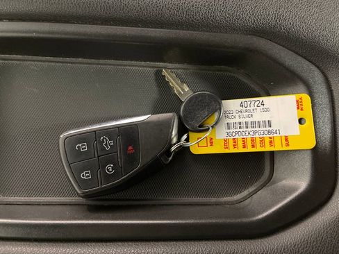 Used 2023 Chevrolet Silverado 1500 Custom Trail Boss image 26