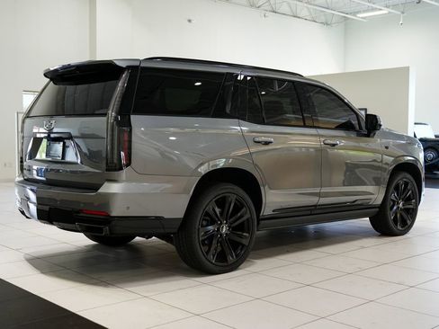 Used 2026 Cadillac Escalade Sport w/ Touring Package AWD/4WD image 15