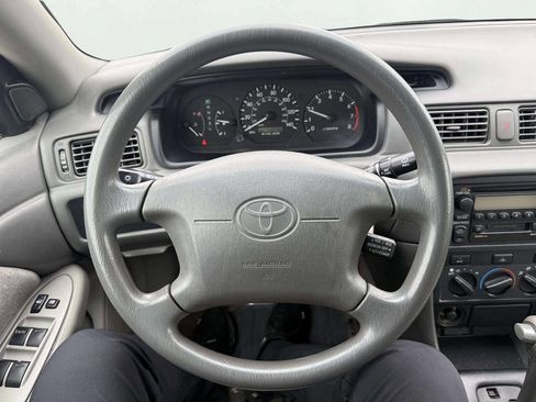Used 2001 Toyota Camry LE FWD image 16