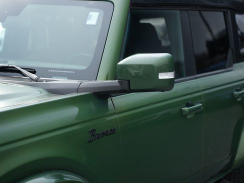 Used 2022 Ford Bronco Outer Banks AWD/4WD image 10