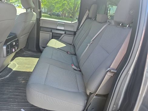 Used 2017 Ford F150 XLT w/ Equipment Group 302A Luxury AWD/4WD image 24