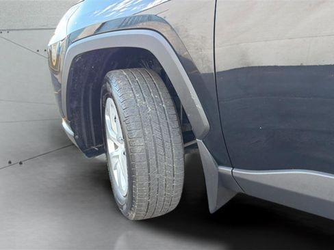 Used 2019 Toyota RAV4 LE w/ All Weather Liner Package AWD/4WD image 32