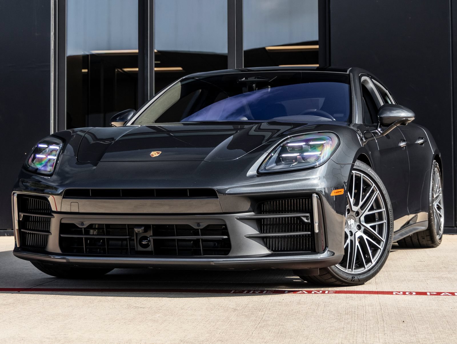 New 2026 Porsche Panamera RWD image 1