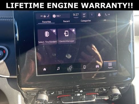 Used 2025 Jeep Grand Cherokee Altitude AWD/4WD image 30