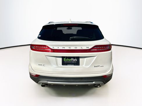 Used 2018 Lincoln MKC Premiere AWD/4WD image 7