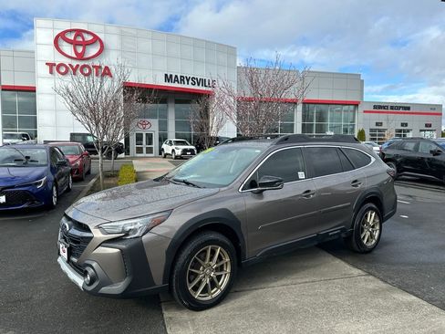 Used 2024 Subaru Outback Limited XT image 1