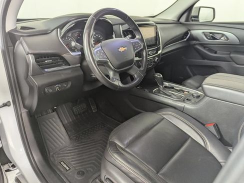 Used 2018 Chevrolet Traverse Premier w/ LPO, 'HIT The Road' Package AWD/4WD image 11