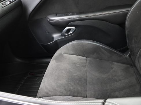 Used 2018 Dodge Challenger SRT w/ Technology Group image 13