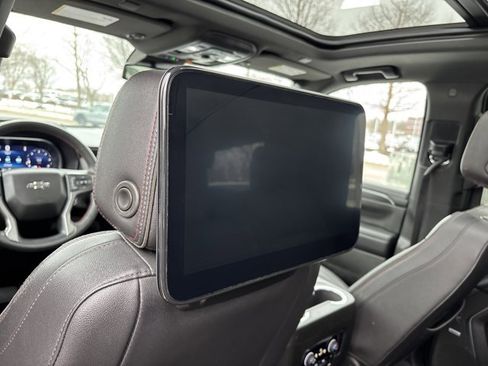 Used 2023 Chevrolet Tahoe RST w/ Sport Performance Package image 17