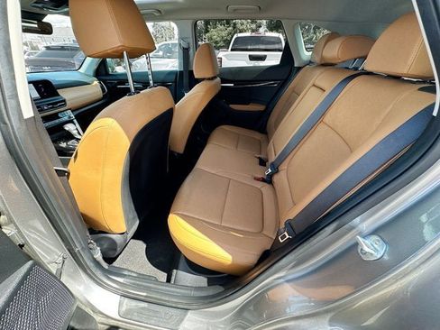 Certified 2024 Kia Seltos SX w/ SX Sunroof Package AWD/4WD image 26
