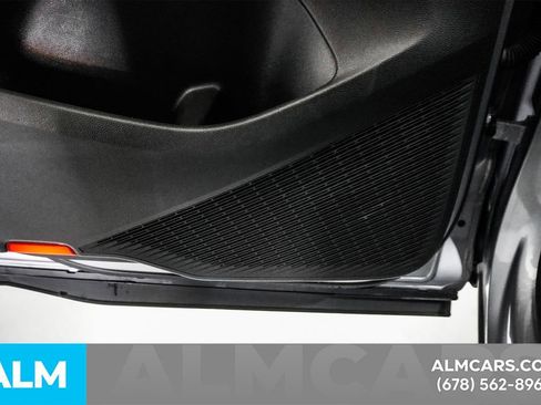 Used 2024 Volkswagen Atlas Cross Sport SE image 53