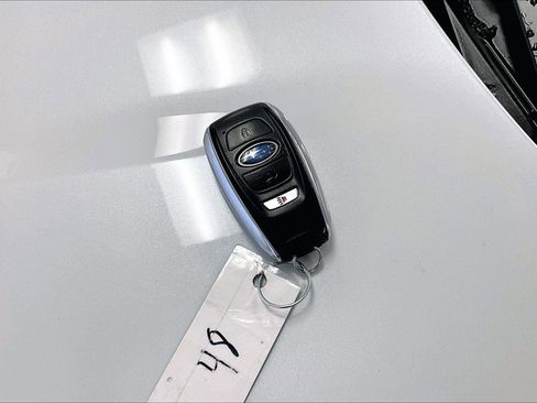 Used 2023 Subaru Crosstrek 2.5i Limited w/ Moonroof Package image 9