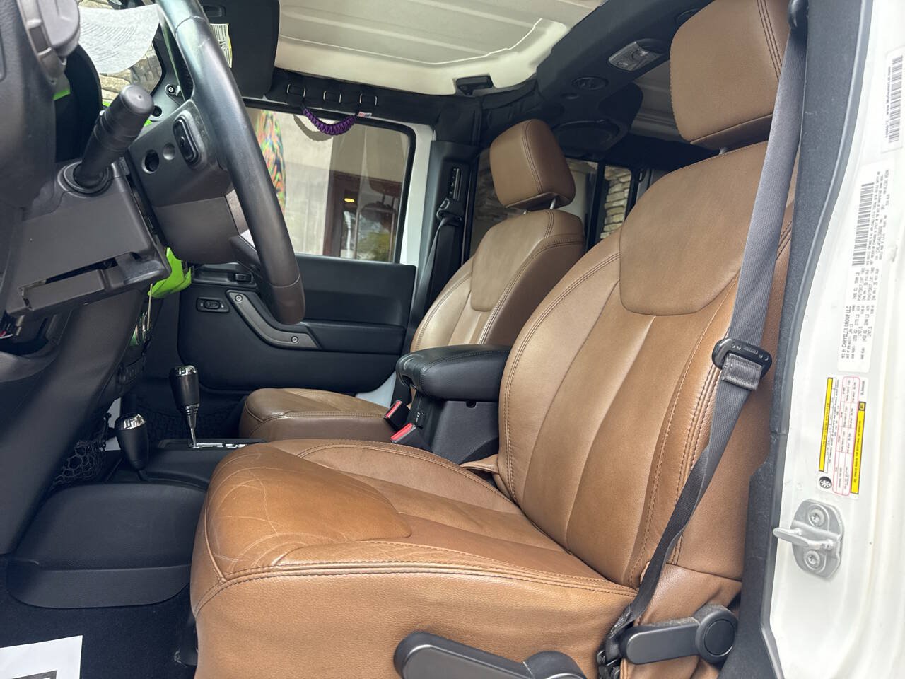 Used 2013 Jeep Wrangler Unlimited Sahara AWD/4WD image 8