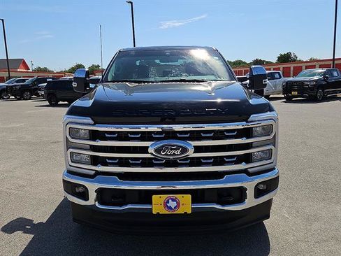 Used 2025 Ford F250 Lariat w/ Chrome Package AWD/4WD image 7