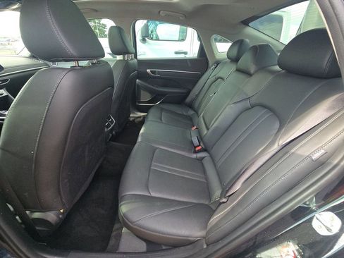 Used 2020 Hyundai Sonata Limited image 17